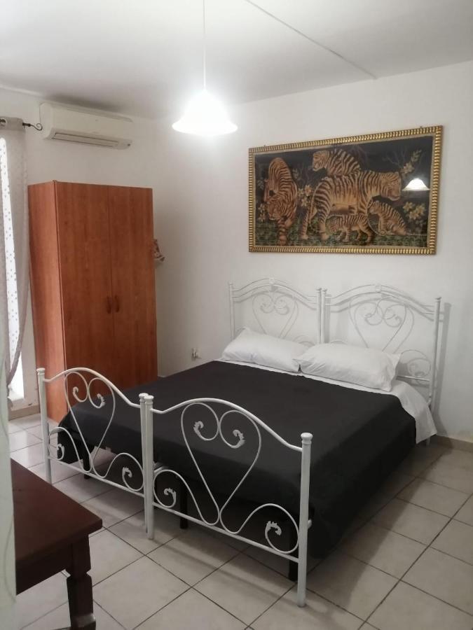 La Nicchia Apartment Bari Bagian luar foto
