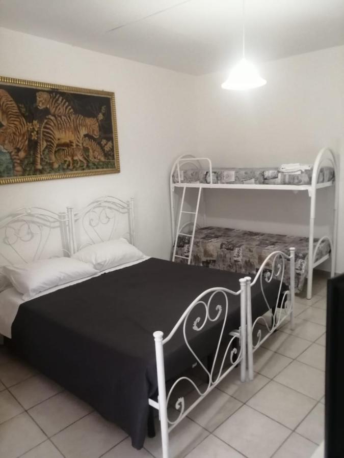 La Nicchia Apartment Bari Bagian luar foto