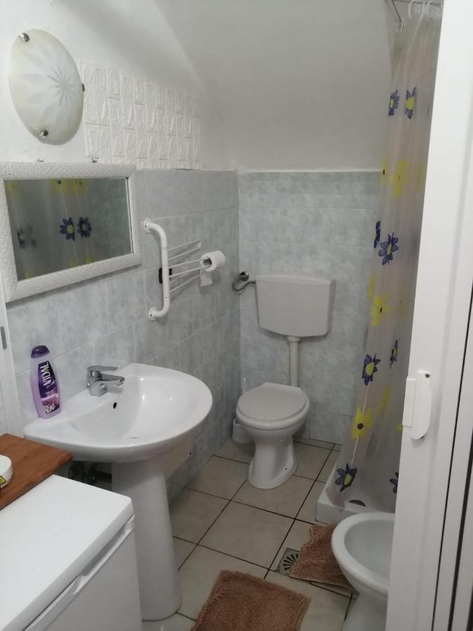 La Nicchia Apartment Bari Bagian luar foto